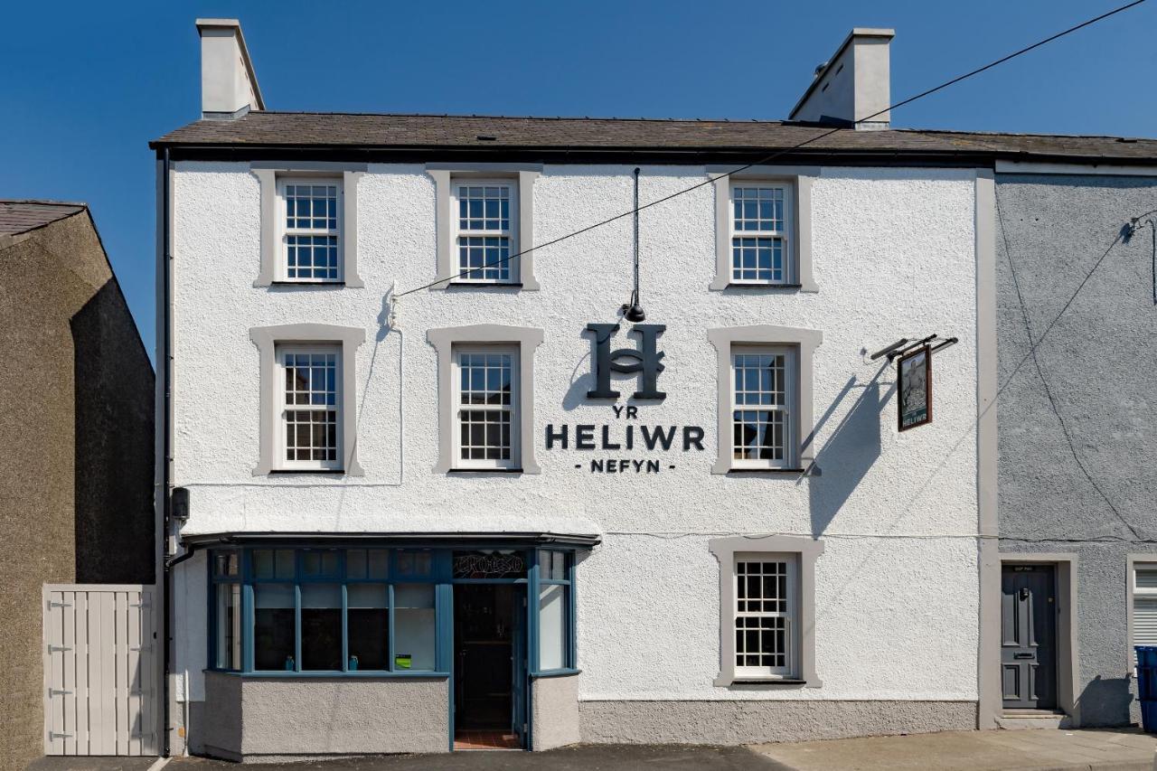 Albergue Tafarn Yr Heliwr Nefyn Exterior foto